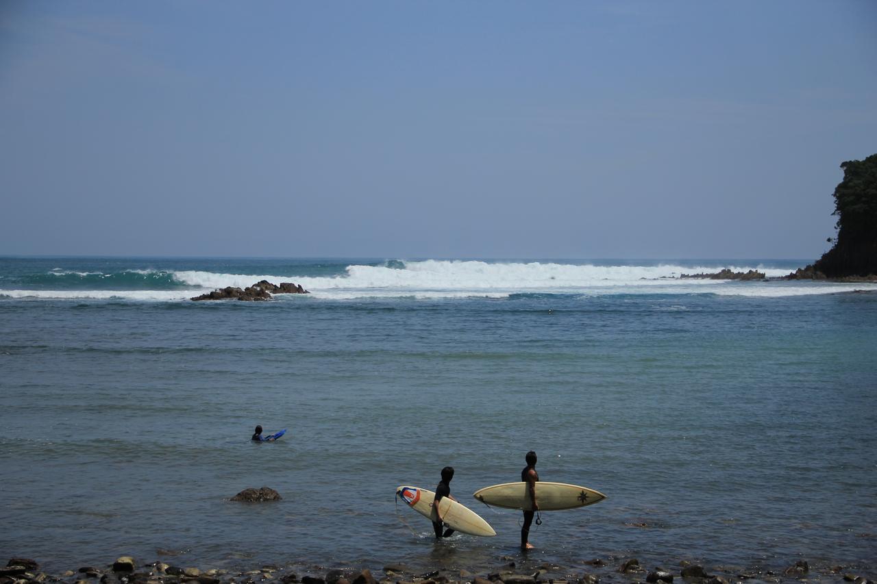 Pavilionsurf&Lodge Shishikui Εξωτερικό φωτογραφία